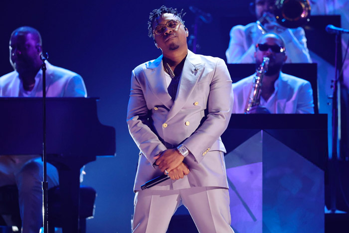 Nas Performs Medley At Grammys