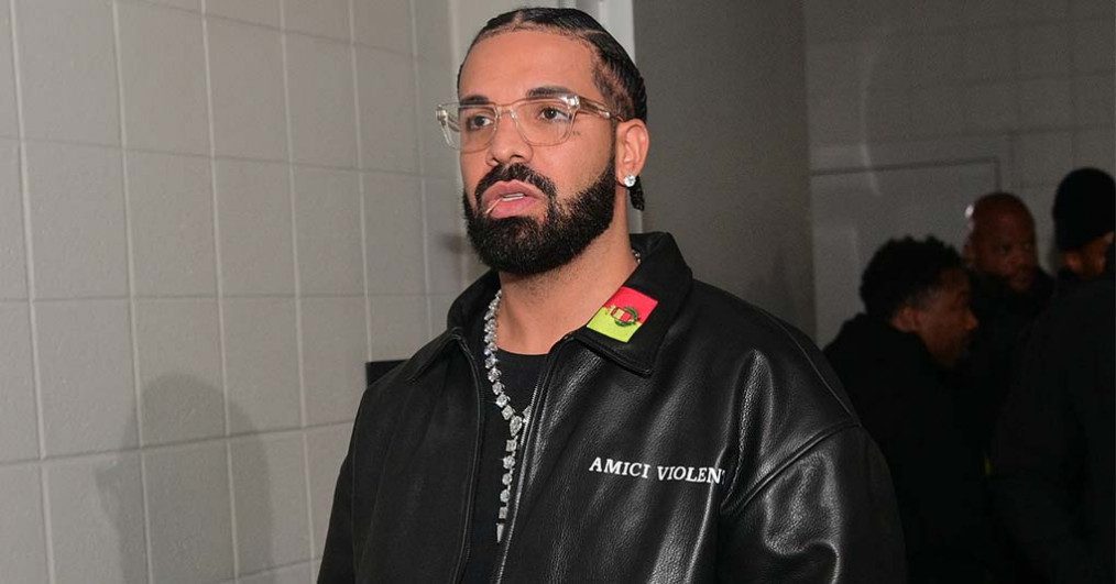 Drake Praises Atlanta's Rap Scene During His "It's All A Blur" Tour Stop
